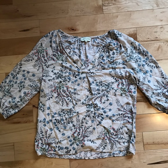 Cute floral blouse size small - Picture 4 of 8